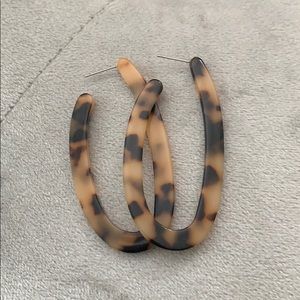 Tortoise shell hoop